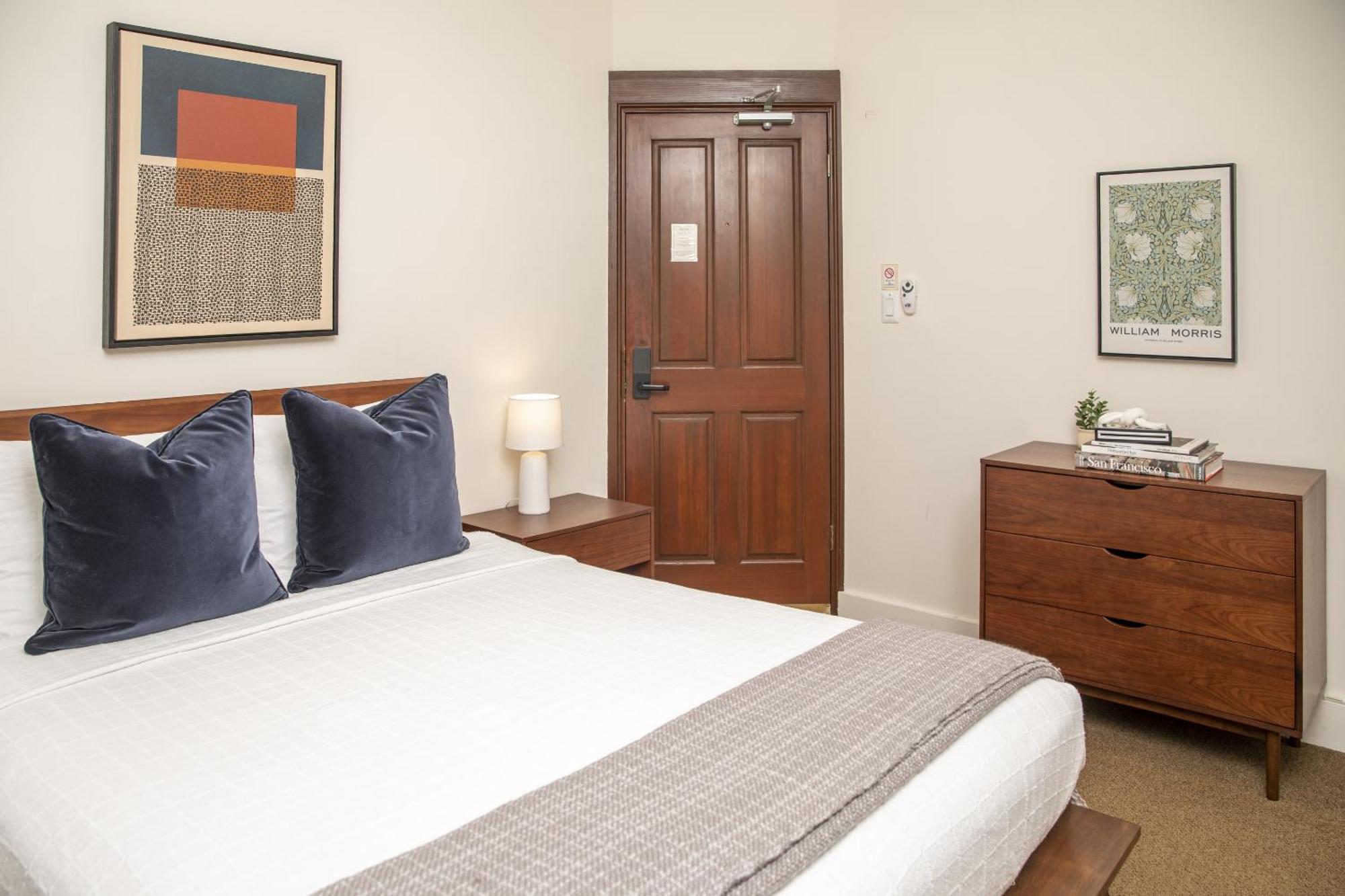 Washington Square Inn San Francisco Room photo