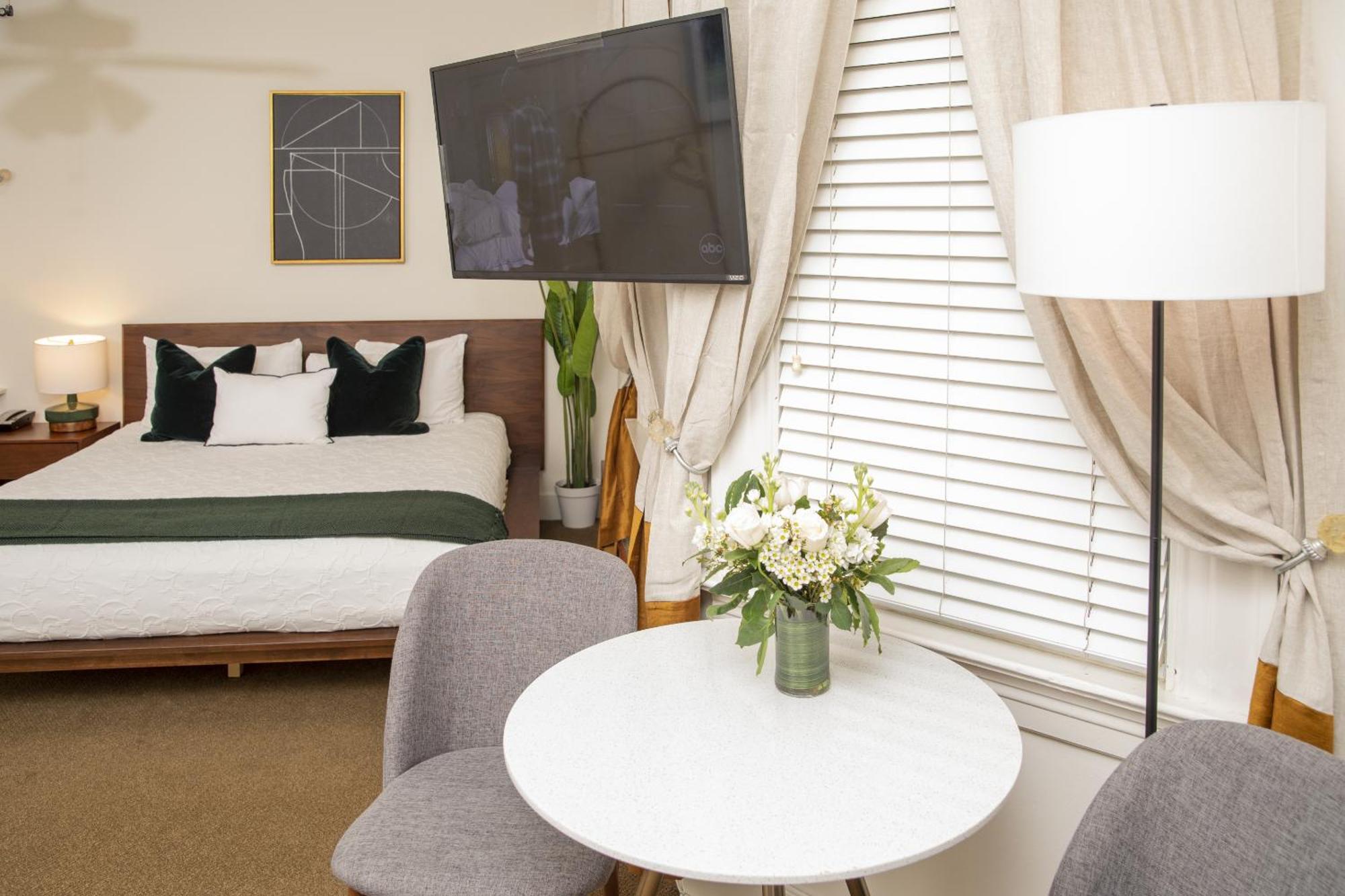 Washington Square Inn San Francisco Room photo