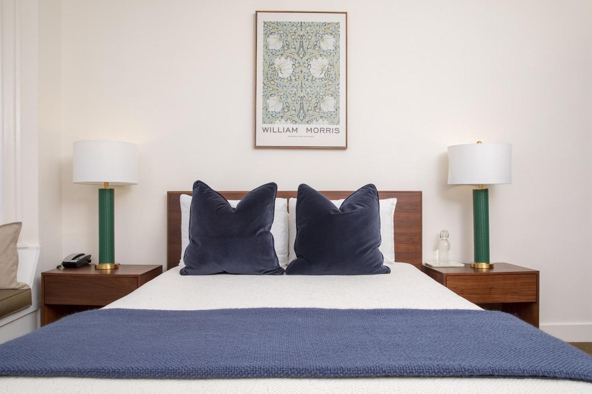 Washington Square Inn San Francisco Room photo