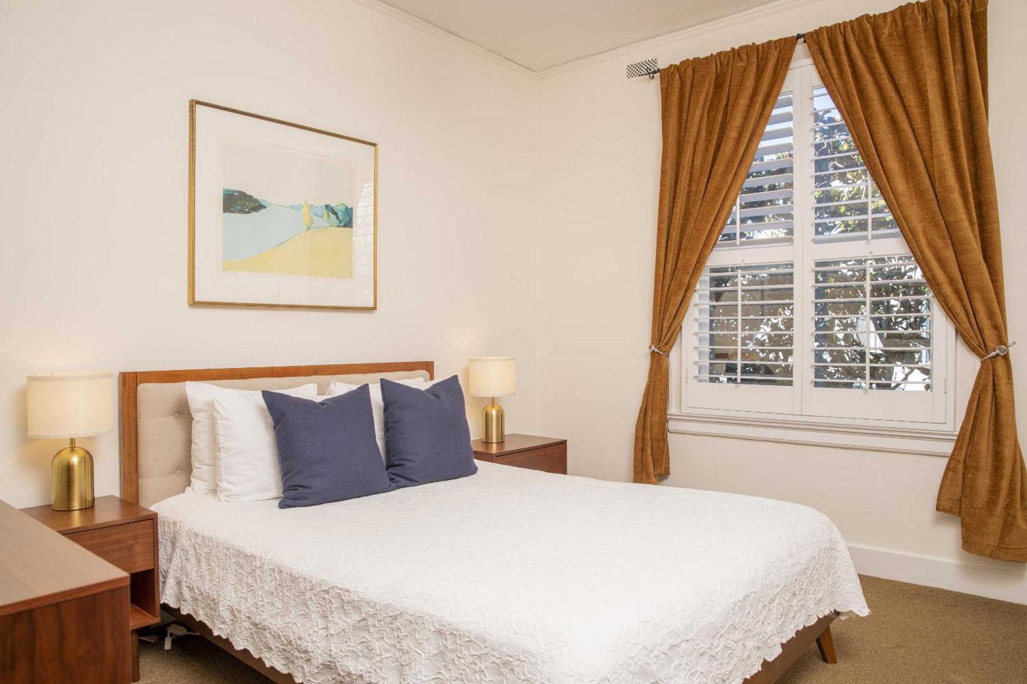 Washington Square Inn San Francisco Room photo